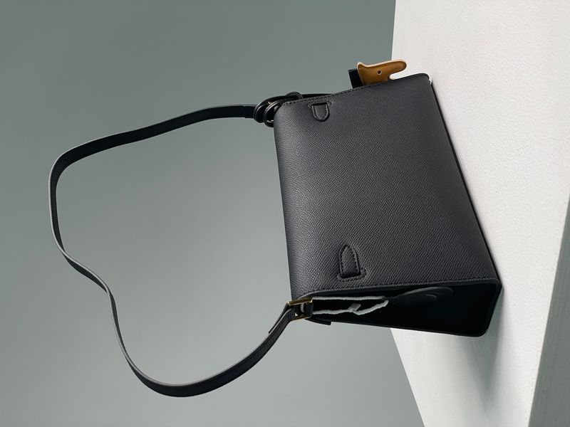 Жіноча сумка Hermes Kelly Pochette Black/Gold Premium фото