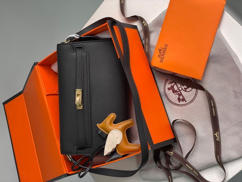 Жіноча сумка Hermes Kelly Pochette Black/Gold Premium фото