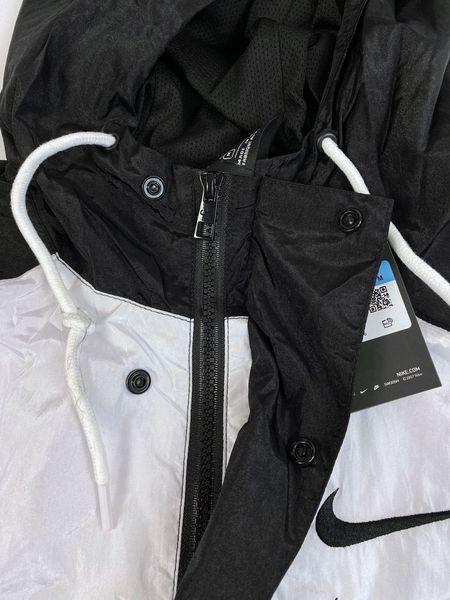 Premium куртка Nike Double Swoosh артикул CJ4889-011 фото