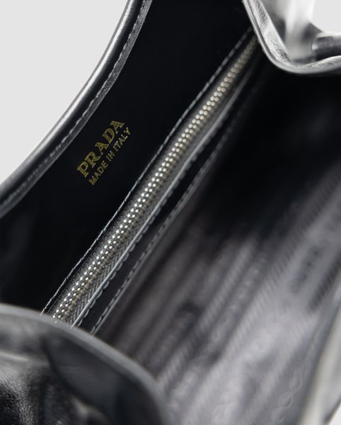 Жіноча сумка Prada Soft Sound Tote Bag in Leather Black Premium фото