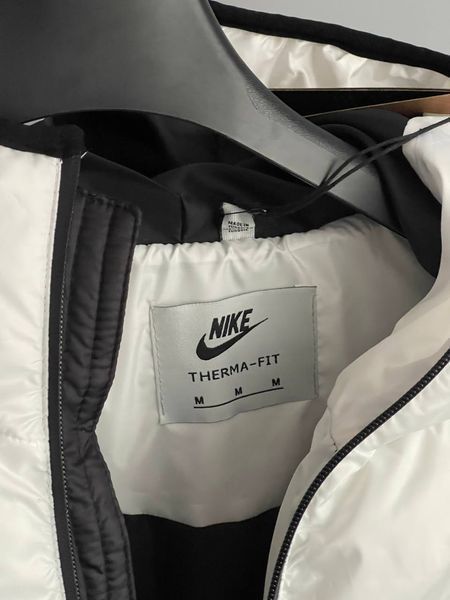 Зимняя куртка Nike Therma Fit Black White фото