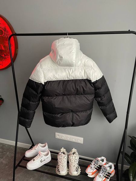 Зимняя куртка Nike Therma Fit Black White фото